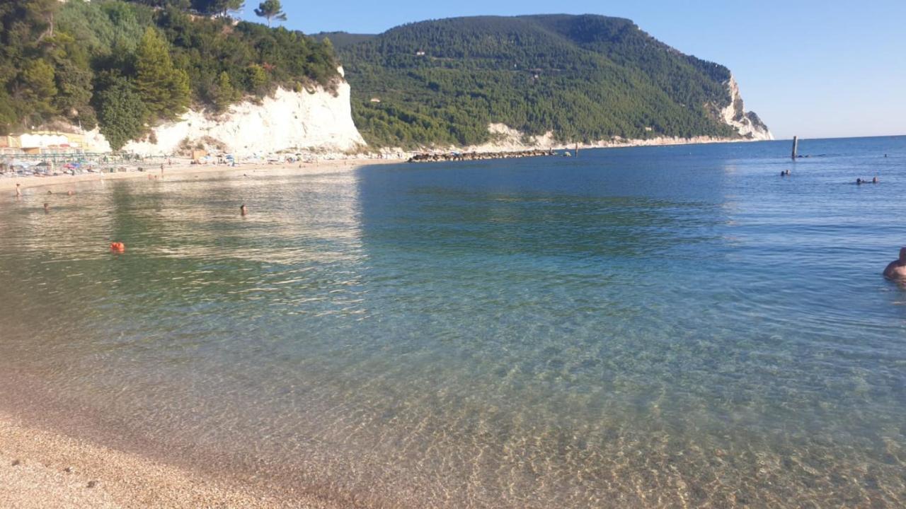 Accanto Alle Mura Rooms & Relax Spa Sirolo Exterior foto