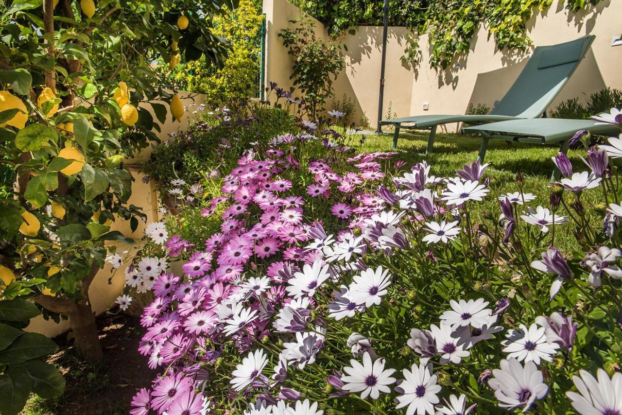Accanto Alle Mura Rooms & Relax Spa Sirolo Exterior foto