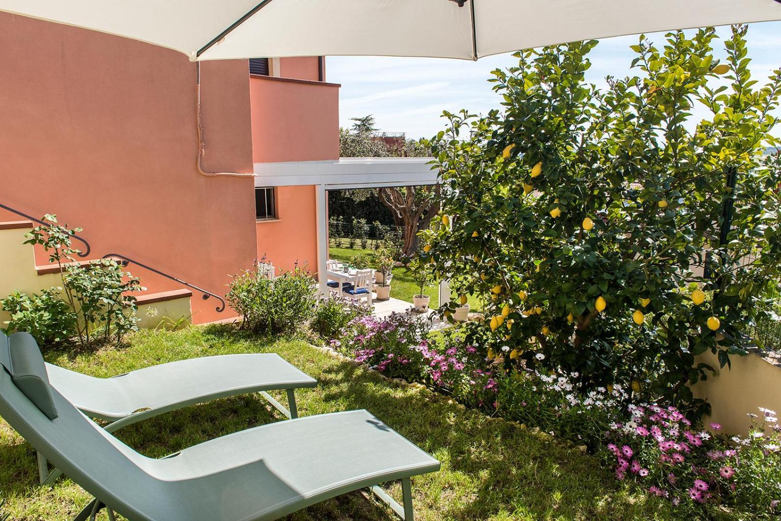 Accanto Alle Mura Rooms & Relax Spa Sirolo Exterior foto
